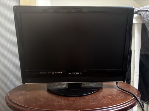 Matsui 21in black lcd - 21in, 720p