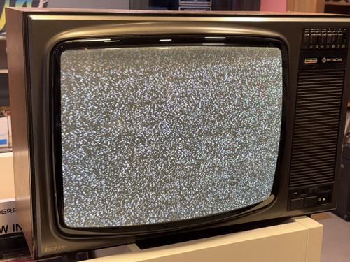 Hitachi vintage colour - hitachi, tv