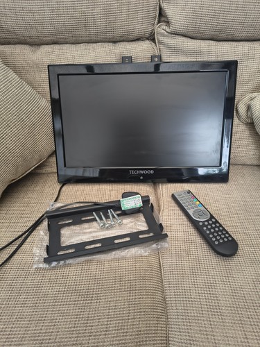 Techwood digital tv dvd - 21,